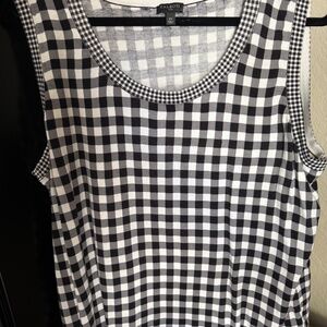 Talbots lightweight, sleeveless checkered top, black and white, size 2x